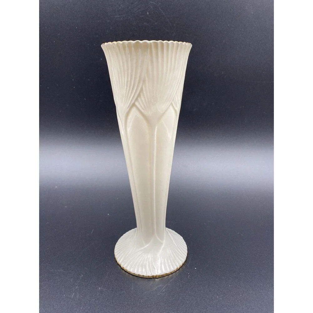 Marilyn Roman Designs Vase Liza's Lilly Cream‎ And Gold